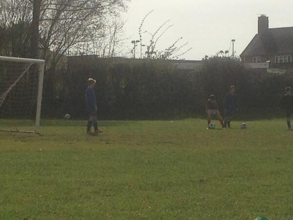 Issswinfo's tweet photo. Little man in goal for some strange reason. Strange what occurs when you miss a week?? http://t.co/WMRwFsuMkN