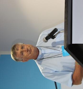 “... crítica as velhas e novas razões do sofrimento e da violência que marcam e ensanguentam a nossa terra...".