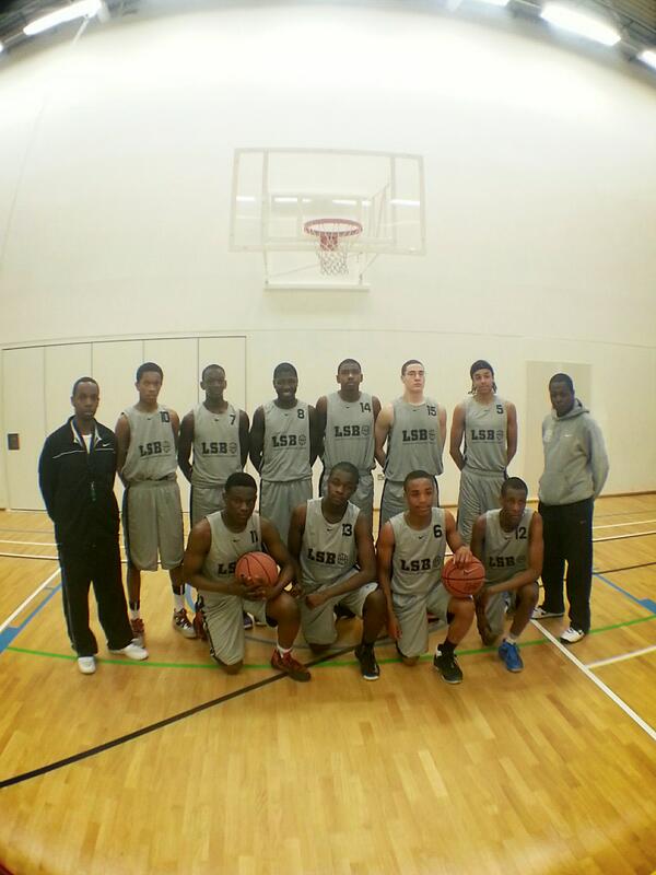 And Kennington steal the win! Final score 35 - 11 #basketball #winners #London #CBL