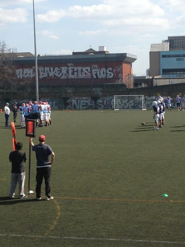 This is a weird site to see in London. #wut