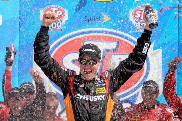 PHOTO: Retweet to congratulate <a href="/mattkenseth/">Matt Kenseth</a> on his 2nd win of the season! #NASCAR