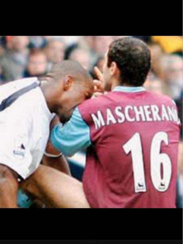LFCAnfieldFans's tweet image. Funny how there wasn't such a reaction from the media when Defoe bit Mascherano: