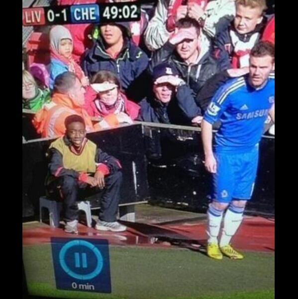 rioferdy5's tweet image. What's Welbz doing at Anfield?! Thanks Fletch for the heads up!