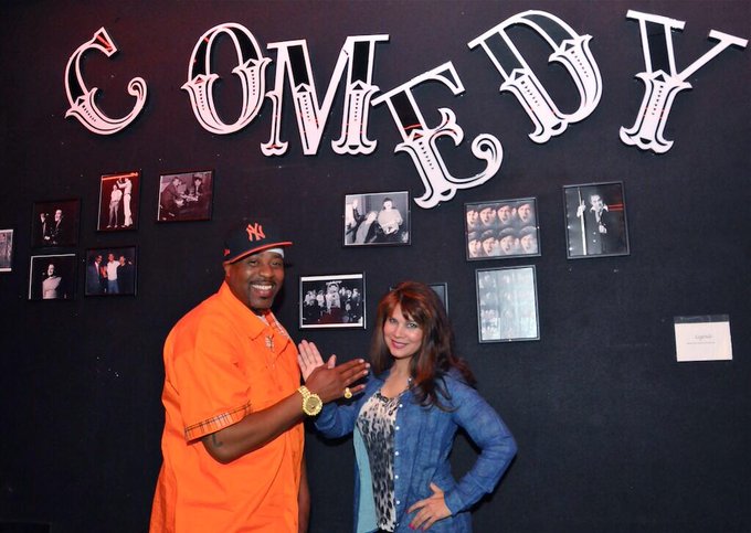 Doing the "W" handshake at The Comedy Store with @REALCAPPADONNA - an awesomely nice guy!  #WuTangClan<a href="/tag/wutangclan"class="tags"><span>#wutangclan</span></a>