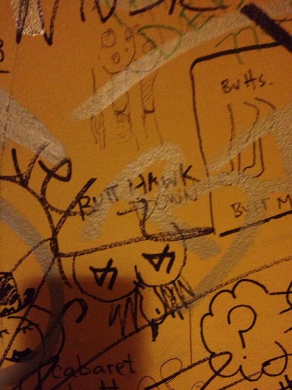 drainkids's tweet photo. Butt Hawk Down http://t.co/oWGToexmRK