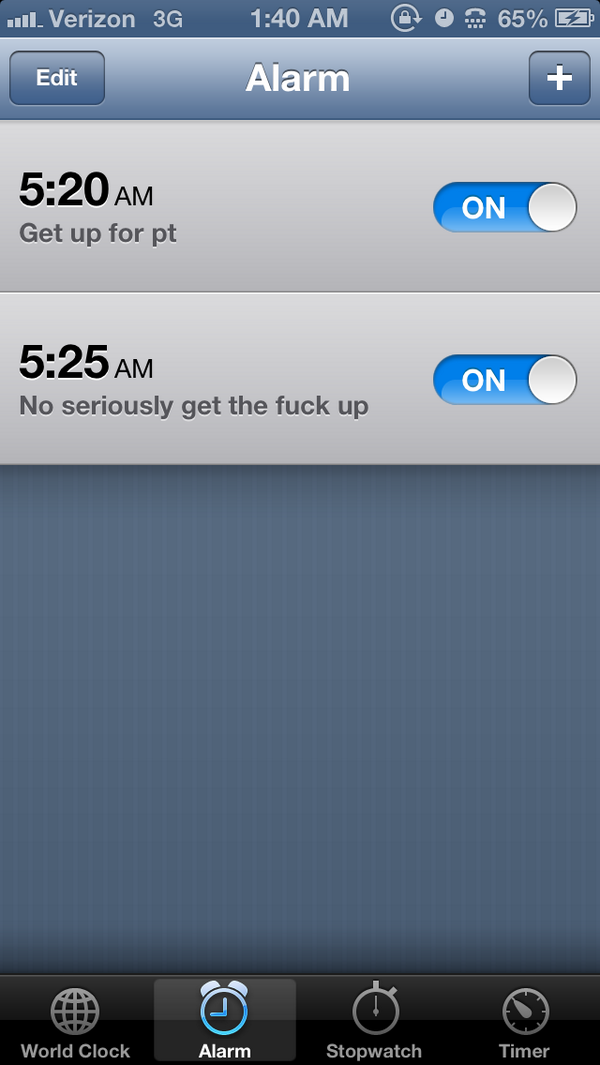 ashjay023's tweet image. My alarms for PT in the morning...oh the struggle #ROTCProblems