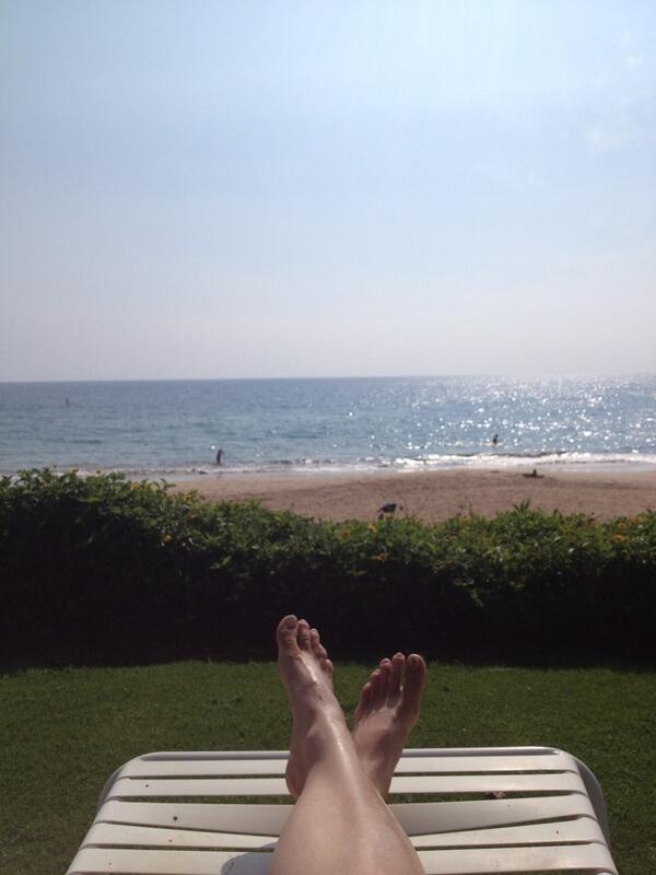 jblurbs's tweet image. First time to Maui, very enjoyable. @plastic_shark_  you and I would have a lot of fun, yummy wine for $7.50/bottle