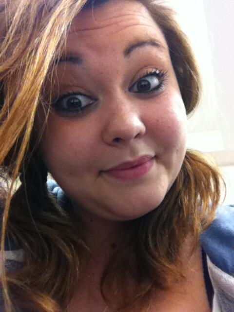 RobShot247's tweet photo. Heyyyyy @hollybabi_ in the house !!!!! http://t.co/MqM9UUkiCk