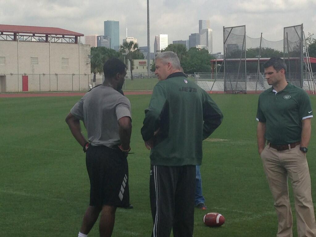 BId_s9OCcAAwjzK.jpg:large