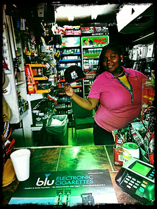 DemoDaDonBandit's tweet photo. @Poorstar_inc  all down wit da PS squad http://t.co/BvPEmAM5g6