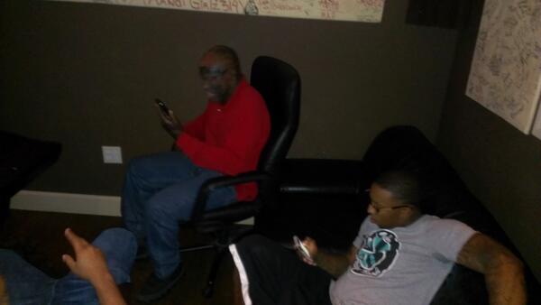 JOHNMONTMUZIC's tweet photo. Studio life!Time is Money http://t.co/FOL4rnRVvB