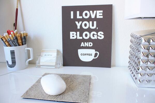 DigsDesign's tweet photo. Catching up on my many blogs. One of my favorites; http://t.co/ojmozQH0x6.. @JenRamos Love her. Check her out! http://t.co/izrWmL71pQ