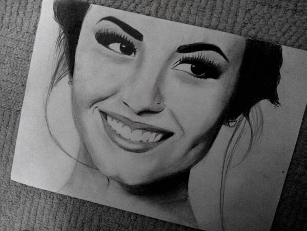 rennytrash's tweet image. Just finished my drawing of @ddlovato! Hope you like it sweetie! Love you xx