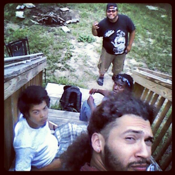 ChicoMFstiick's tweet image. #TPWS Mondays at the grotto