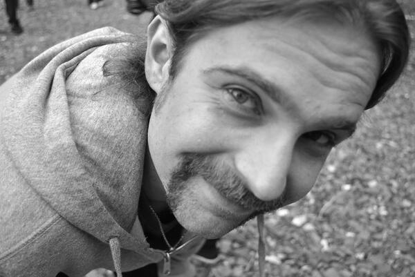 farawaythemovie's tweet photo. http://t.co/pJcaEtgYIj Ignacy Rybarczyk phot by @allieray39 behind the scenes #farawaythemovie #belfast http://t.co/fNB0zB24qi