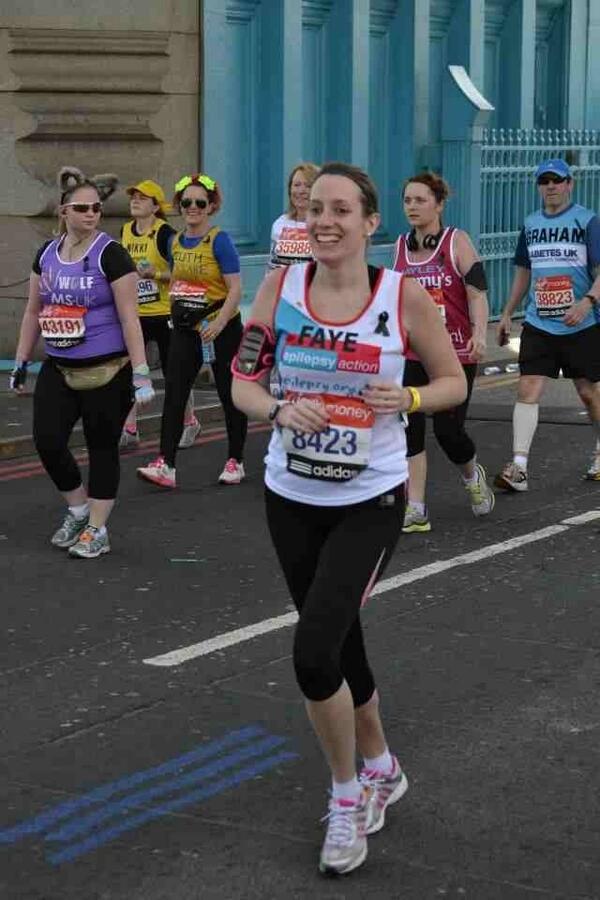 fairyfaye1986's tweet photo. 2 years ago i couldnt be left alone. Yesterday i ran #VLM2013 @LondonMarathon #VLMbestbits http://t.co/Kywhm6XGfu