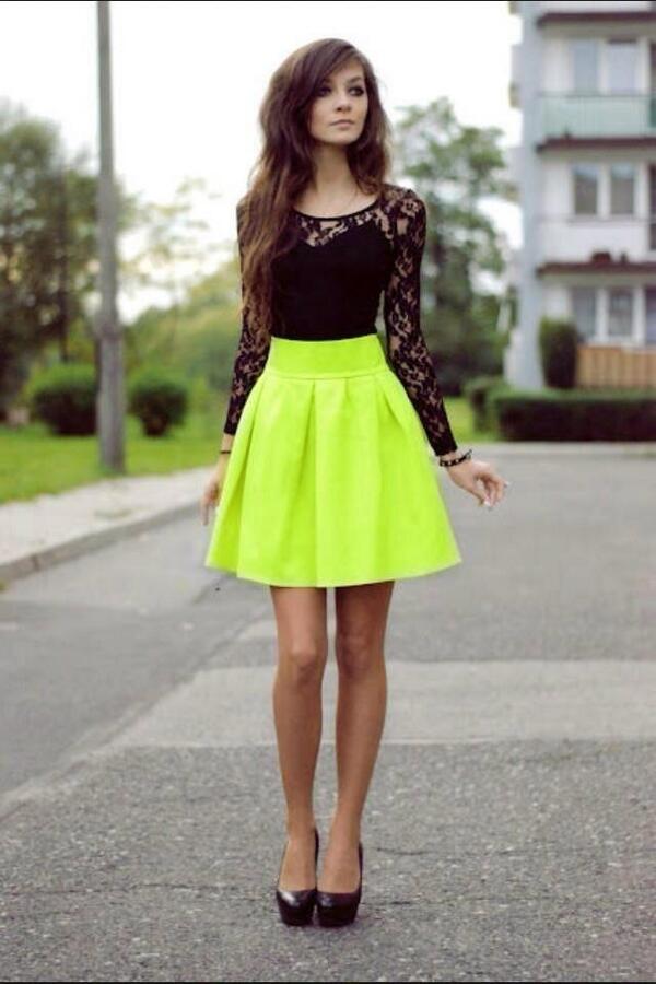 Teen+Thinspo ... Tiny waist, thigh gap, perfection. #thinspo http://t.co/WBeAHUnzkM
