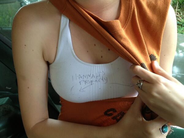 Lezbehonest10's tweet photo. Hell ya @ParisLuker http://t.co/23otwQU4q6
