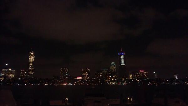 allo_alla's tweet image. Boston at night #oneboston #1boston #bostonstrong #prayforboston #pru #prudential