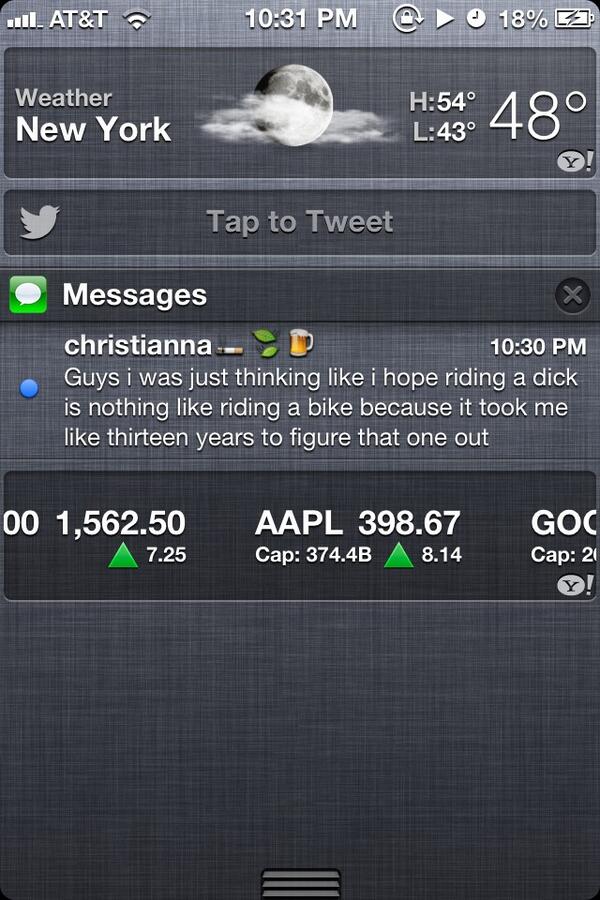 jordan_marinoo's tweet image. LMAO #groupchatproblems @Christiannaaax