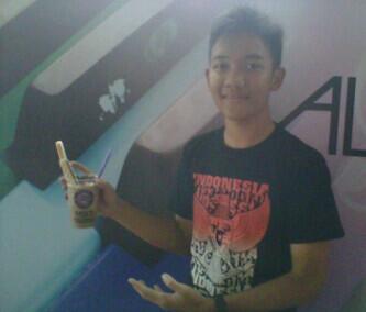 icepasco_TSM's tweet photo. Police Mocca with waffle made by Dwiki as a Pasco Lover (y) http://t.co/zbzUU43guK