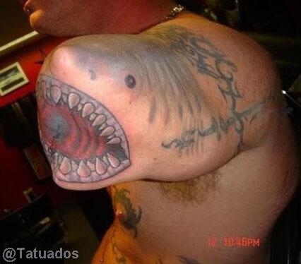 Uživatel ¡Tatuajes! na Twitteru: „Tatuaje de un tiburón en el codo.  http://t.co/x7xwtczk44“ / Twitter