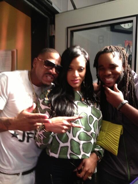 headkrack's tweet image. Me and @MsJoseline @hitmansteviej  trying to #Getdatbread