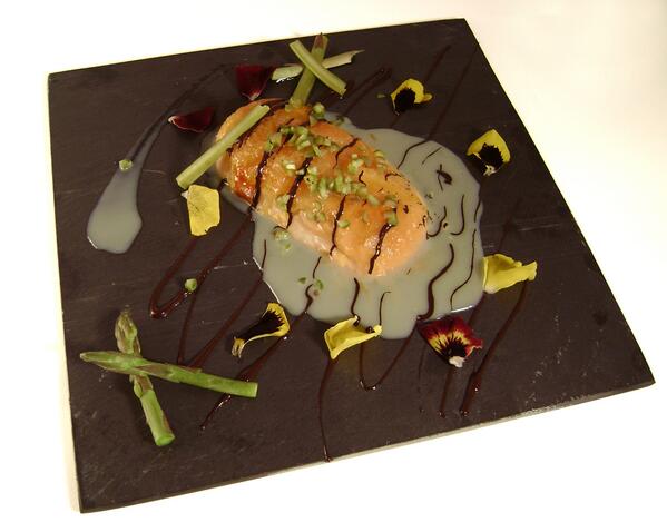 Torrija de Calabaza a los dos Chocolates Lindt y Espárragos de Huétor Tájar
talentogastronomico.es