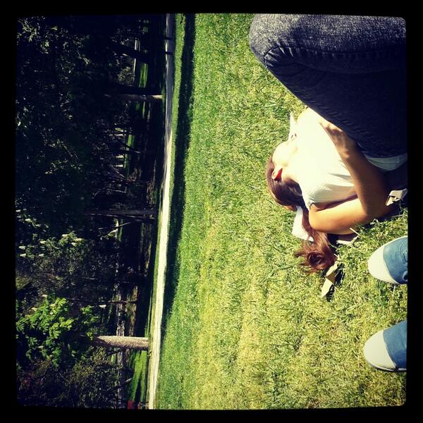 meryvalls's tweet photo. Retiro con @MiriamAcin #diaredondo http://t.co/QpivOJHkHQ