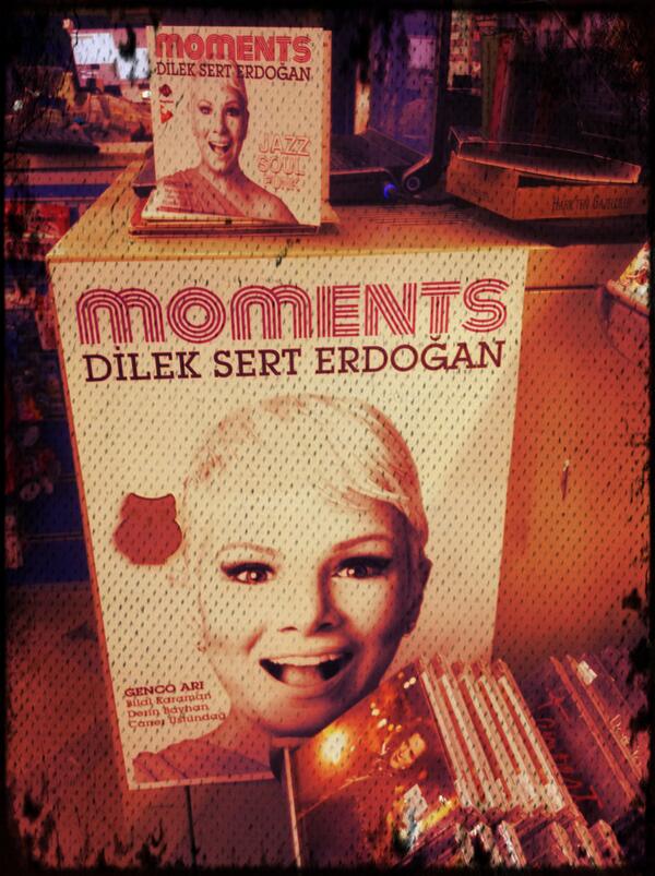 Bugun Beyoglu Mephisto'da en cok satilanlar arasinda MOMENTS! :)