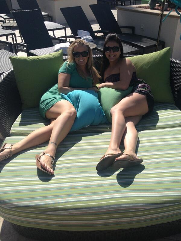 nikkimascaro's tweet photo. Love Vegas http://t.co/6N4wytgE0n