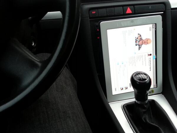 hgavert's tweet image. My #contentaccelerator setup - yeah, a bit difficult at times ;-)