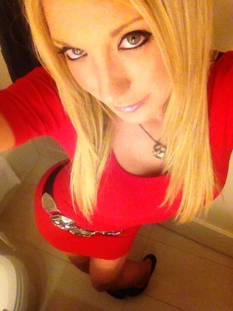 Photo: pretty brooke! http://t.co/EszzDNSJ3f<a href="/tag/teamamybrooke"class="tags"><span>#teamamybrooke</span></a>