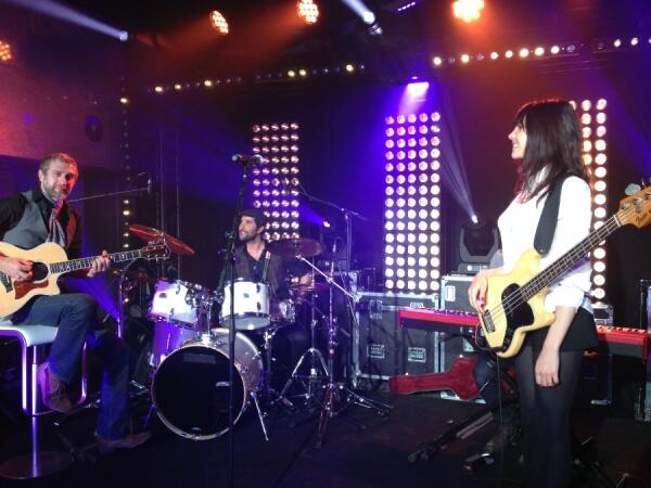 TBT9_W9's tweet photo. Un dernier live avec @patrickbrueloff! #TPMPB http://t.co/LYPehUgAAD