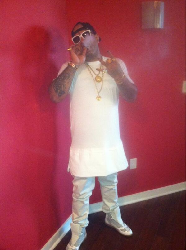 ilovereddxmaz's tweet photo. I BE ON MY RICK OWENS SHIT! http://t.co/1FTtGWnwQu