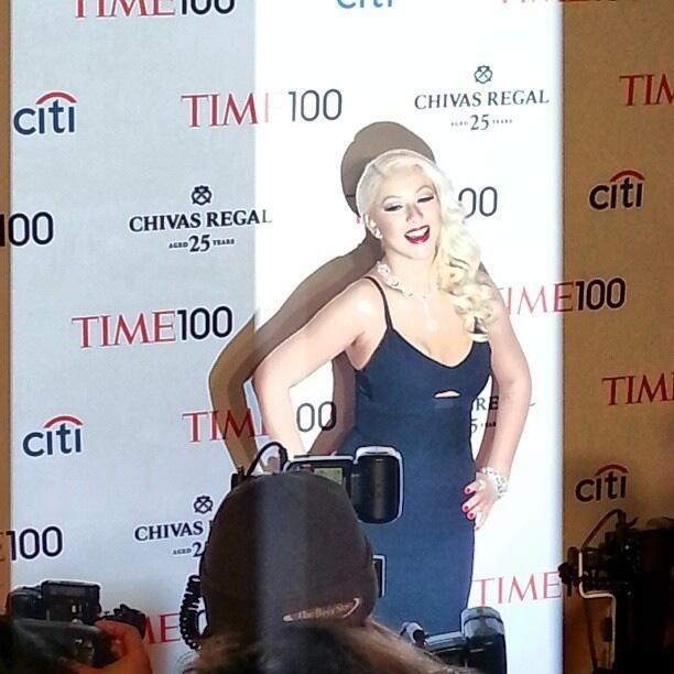 Christina Aguilera cantará en la Time 100 Gala, 23 de Abril  BIkz6xbCcAEFq7W