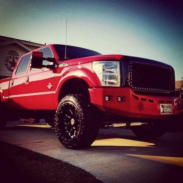 _michigan_girl_'s tweet image. #HowToKeepAWoman 

Own this. And let her drive it. 👍👌😬