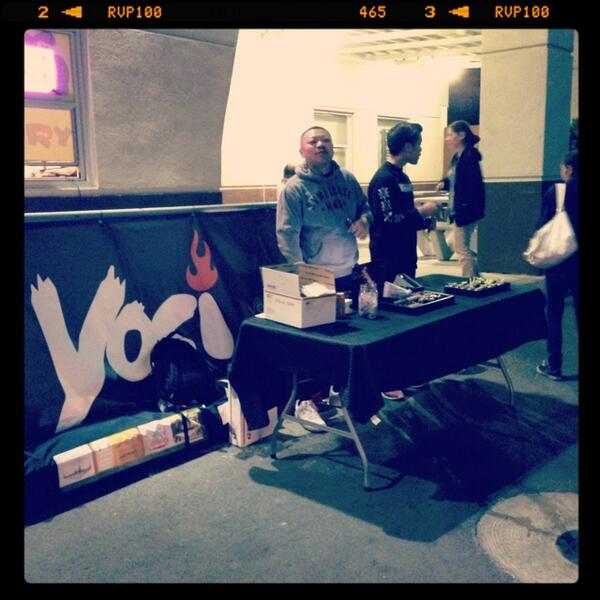 Yosivapes's tweet photo. we over here. @dougie_yosivapes 6475 w.Charleston @yosivapes x @fukuburger x @kabacurry http://t.co/ydkTA3VNZ2