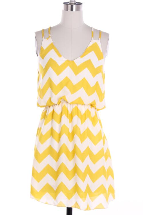 TheWinkingEle's tweet photo. Yellow Chevron Dress http://t.co/EKjhYDDEEA