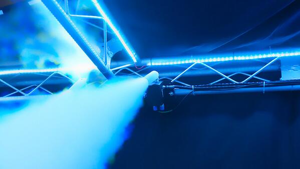 Pyrotechnology's tweet image. Testing our Co2 Jets in the warehouse, nice to do in this weather! #co2