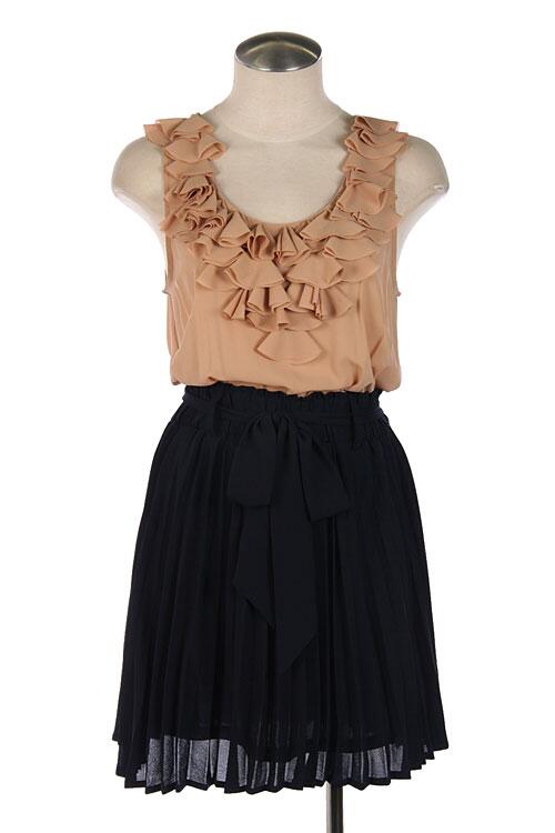 TheWinkingEle's tweet photo. Flower Detail Dress in Taupe http://t.co/uIh3ezZVmA