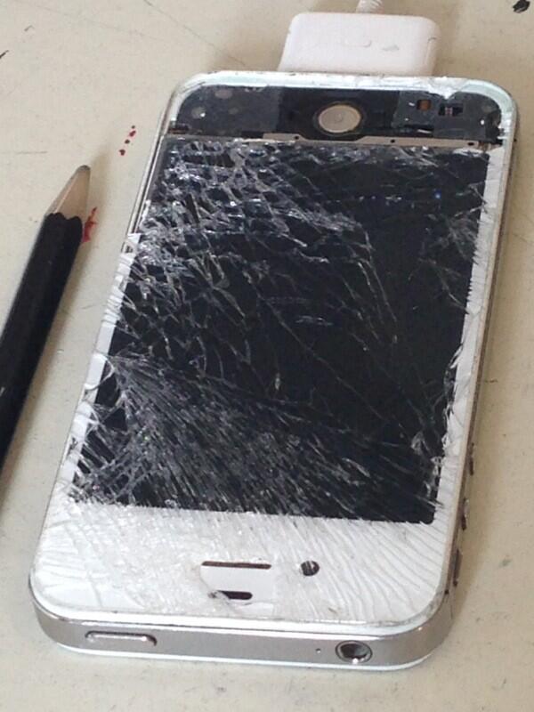 No entiendo como paso esto #eldinosauriodescuidado hahahaha <a href="/Anapaulaance/">AnaPaula ah</a>