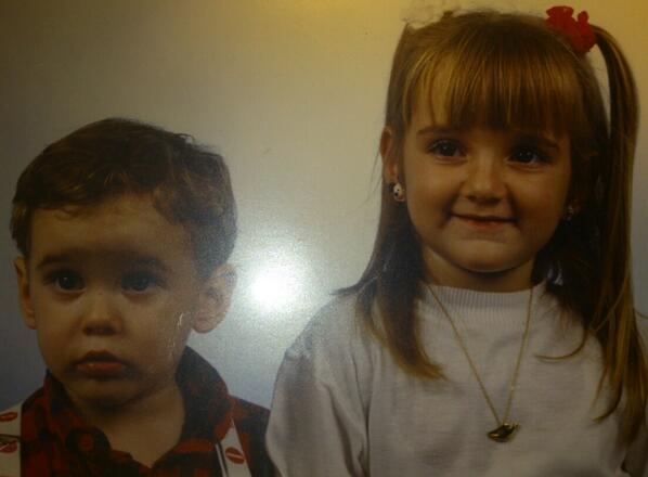 aitorglg's tweet photo. Hoy cumple 23 añitos mi hermanaa favorita! Muchas felicidades @Sanft9 !!! http://t.co/iNDiI7zCXP