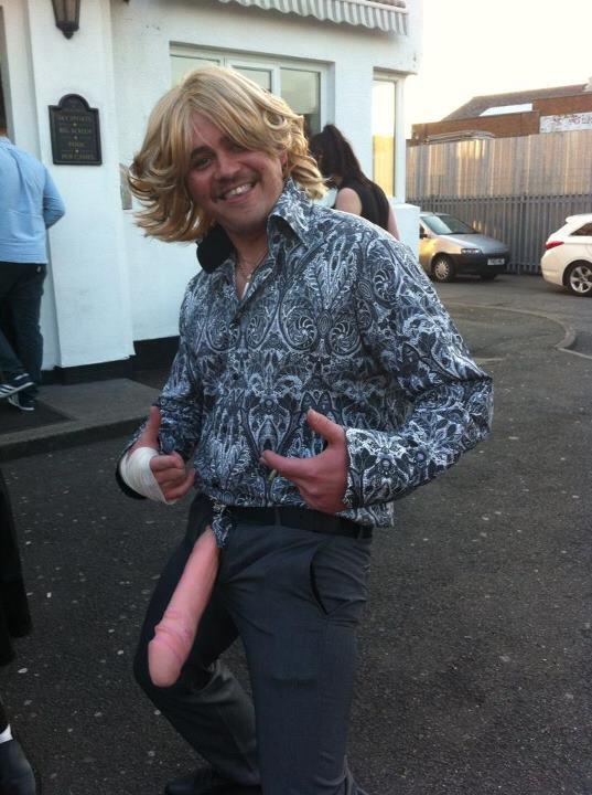 banni72's tweet image. Separated at birth @MARZISTATTOOS @lemontwittor #twins
