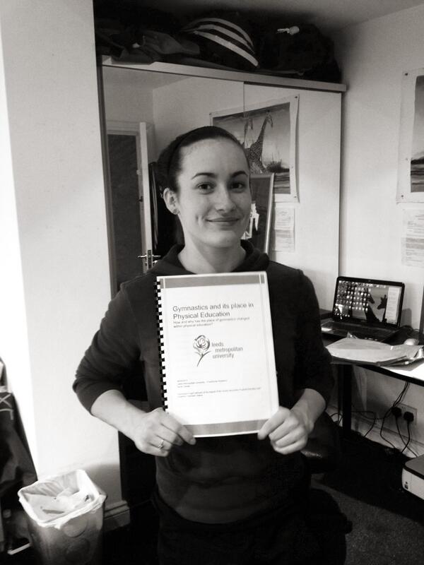 sarahdavies1908's tweet image. Boom! All bound and finished! #3rdyearproblems #dissertation