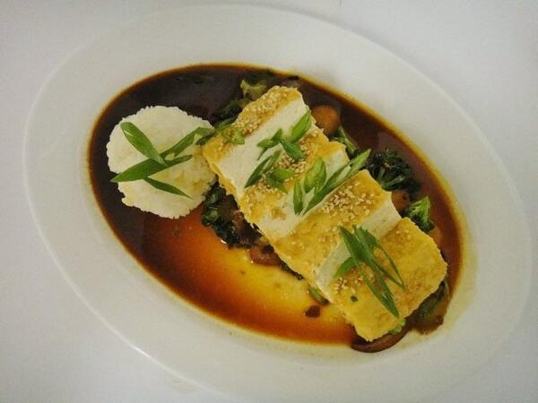 MetBack_Bay's tweet image. Don't think you're a fan of tofu? Our Kung Pao Tofu and Broccoli will have any carnivore asking for seconds