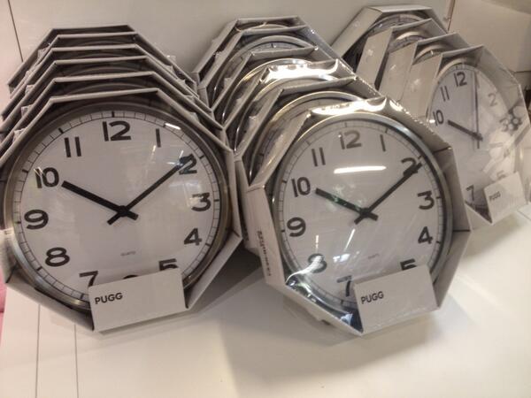 pedrodsc's tweet photo. Happy clocks @DaveGorman http://t.co/niiKM0MMKX