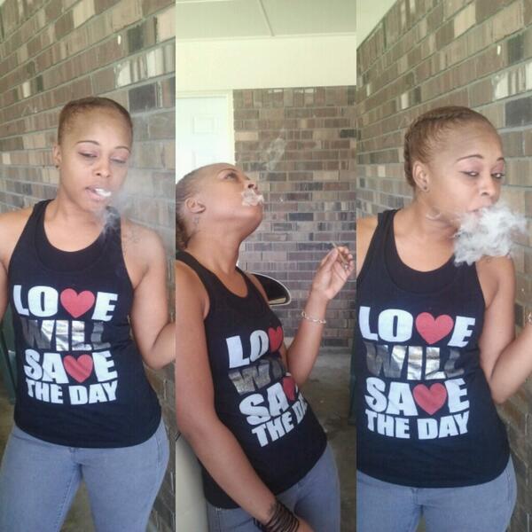 WicKedGames30's tweet image. #SmOke #Sumthn #BytCh