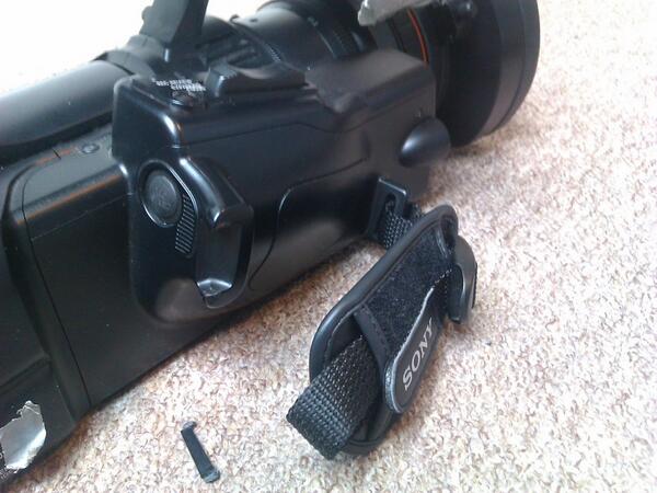 Stansbo's tweet image. Anyone bought a Sony PMW200 and had this breakage? Looks like could be a reoccurring problem... @SonyUK