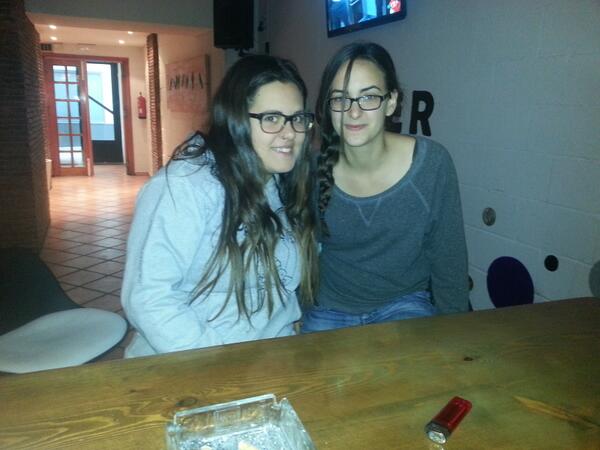 rogerbasti's tweet photo. mis mejores clientes #vip @PatriMndez @AuroraSanche http://t.co/1IfTzI1IwZ